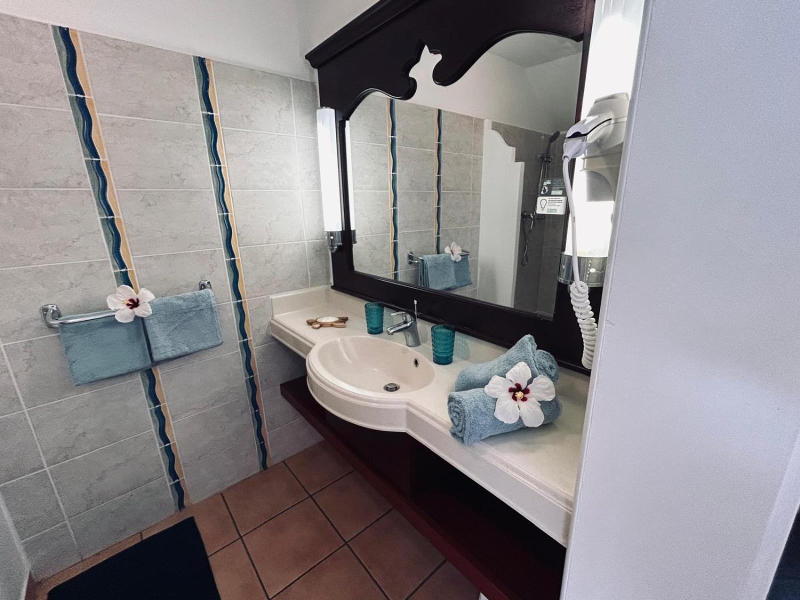סנט-לוס Ti Cocotier Appartement Vue Mer 2 A 6 Personnes Village Pierre Et Vacances מראה חיצוני תמונה
